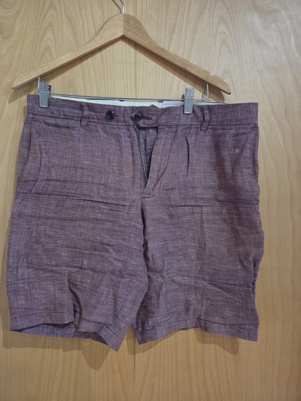 Club Monaco Men's Flat-Front Shorts in Mauve